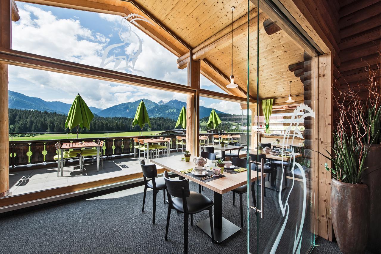 Hotel Ustria Parlatsch Trin Exterior foto
