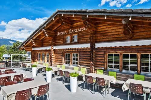 Hotel Ustria Parlatsch Trin Exterior foto